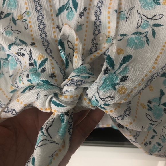 Style & Co. Button Down - Picture 3 of 6